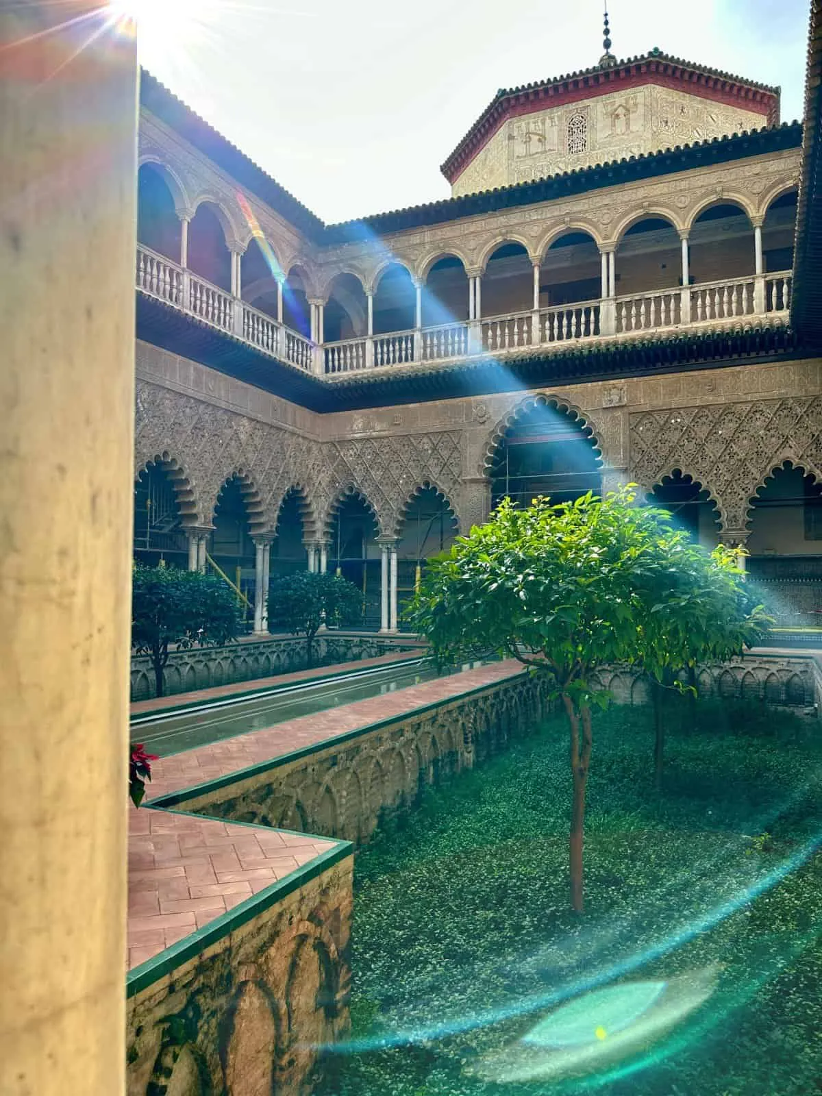 Alcázar with Kids: Mini Quests, Cool Corners, and Story Anchors